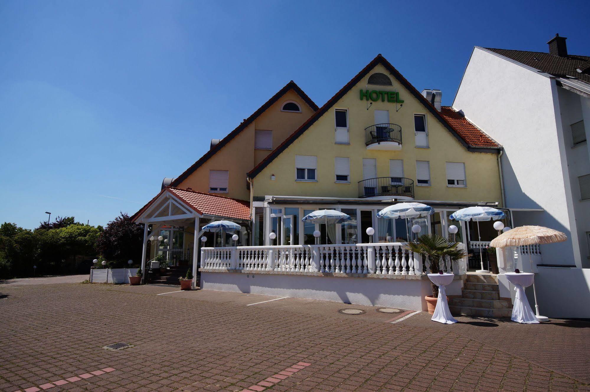 Hotel Bauschheimer Hof Rüsselsheim Zewnętrze zdjęcie